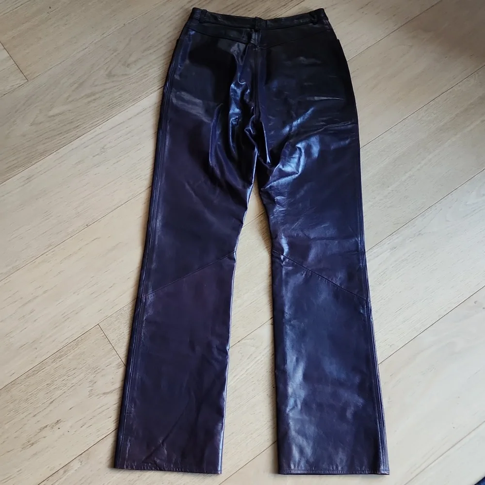 Vintage Elements by Vakko Leather Pants in Aubergine - Picture 2 of 15